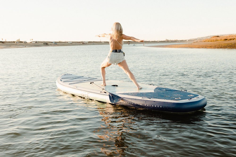 Megalodon | 12' / 15' - Online Shop