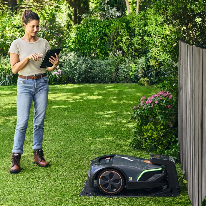 STIHL IMOW® 5 EVO ROBOTIC LAWNMOWER - Online Shop
